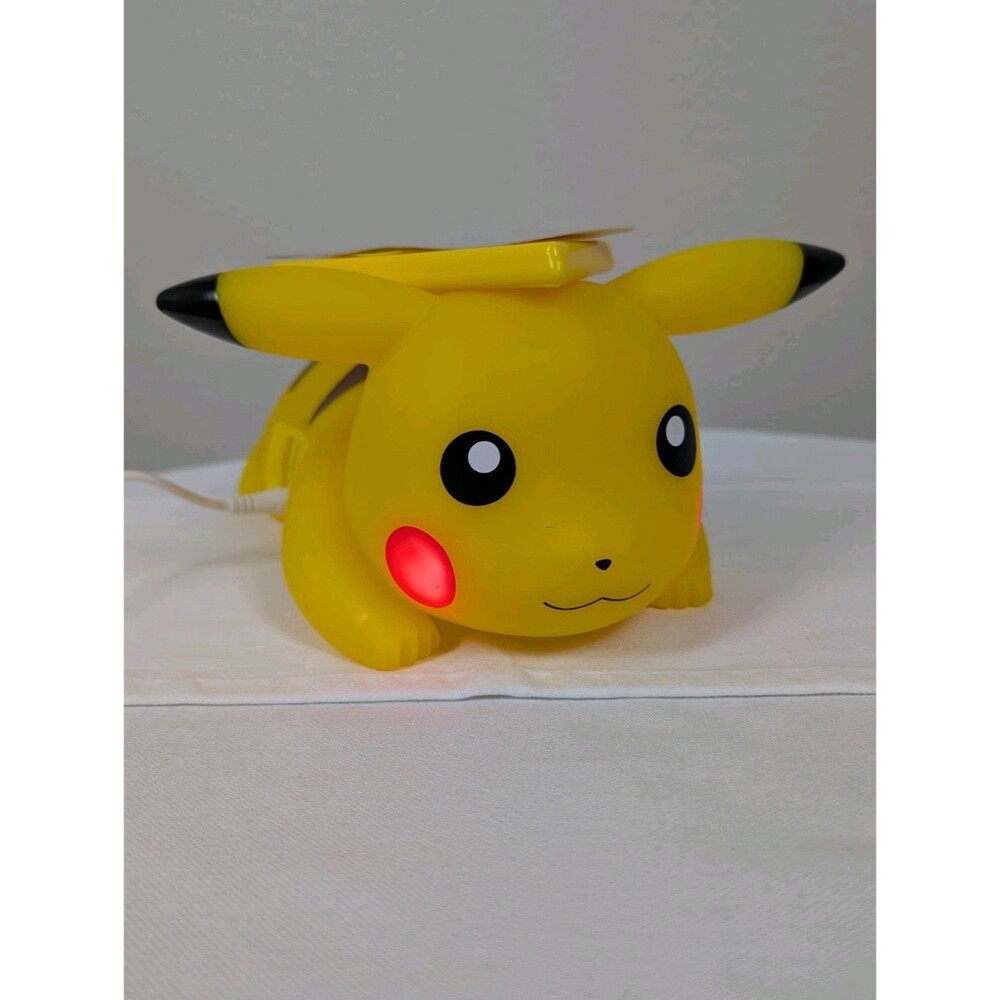 Teknofun Pokemon Pikachu Induction & USB Charger (for older phones only)